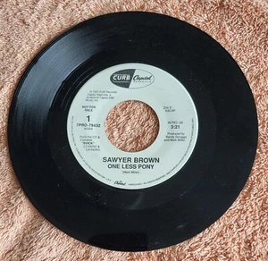 Sawyer Brown...."One Less Pony" 45 RPM 7" Vinyl Record (Promo Copy) - Imagen 1 de 2