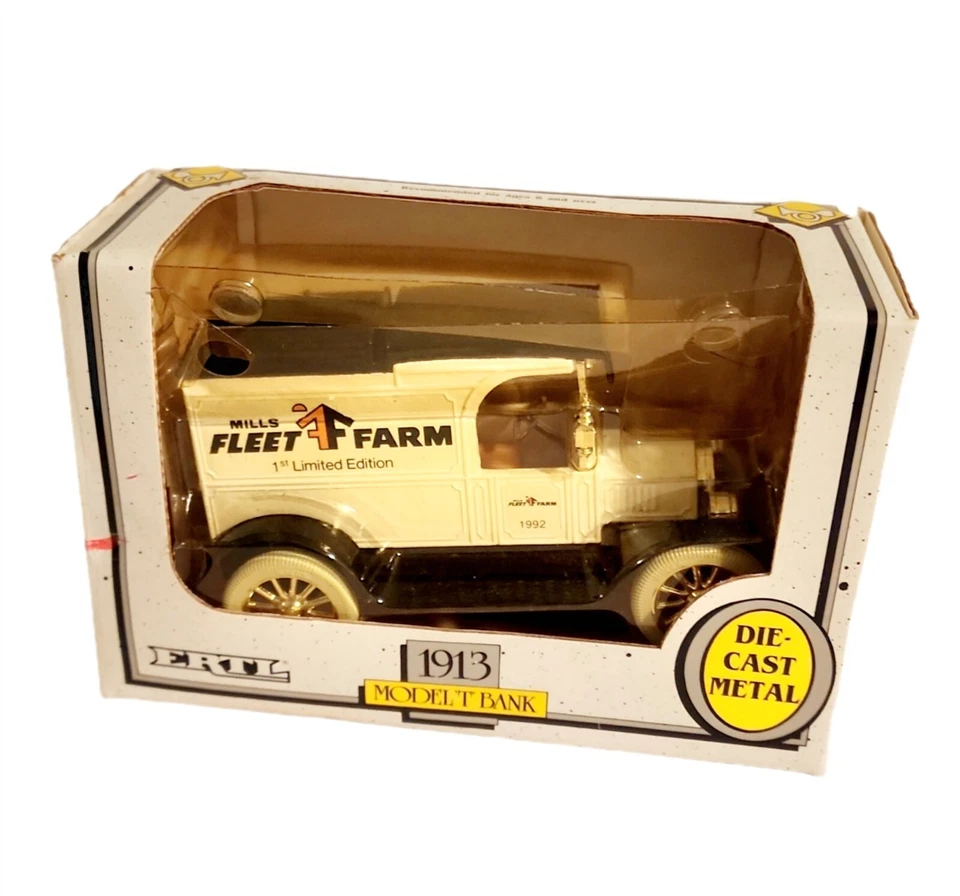 Modelo T 1913 Die Cast Bank Mills Fleet Farm por Ertl 1992 Bank Foto 1 de 4