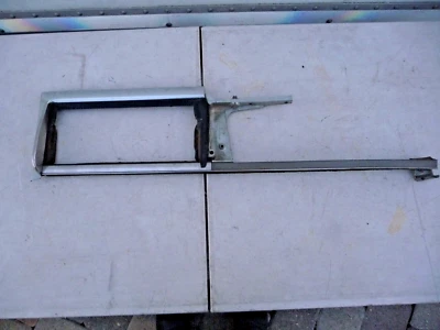 Ford Mercury 1955 convertible y corona vic ventana derecha montaje ventilación 55 FoMoCo Foto 1 de 4