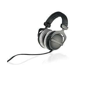 beyerdynamic DT 770 PRO 250 Ohm Over-Ear Studio Headphones in Black. Closed C...