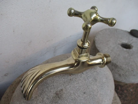 Vintage Brass Tap Faucet Spigot Fan Tip Bathroom kitchen Garden New Seal Rubber Cover