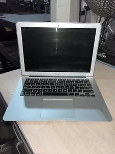 APPLE MACBOOK AIR 13.3" 2017 I5 5350U 1.80GHZ 4GB RAM MQD32LLA NO HD - Foto 1 di 6