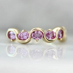 Anillo moderno apilable elegante banda de amatista ovalada de oro de 14 quilates para mujer - Imagen 1 de 18