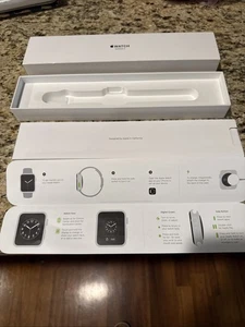 Apple Watch Series 3 Box Only - Photo 1 sur 3