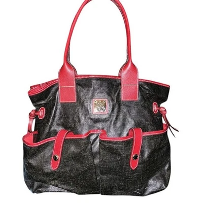Cartera Dooney & Bourke PVC roja y negra K8192265 Foto 1 de 4