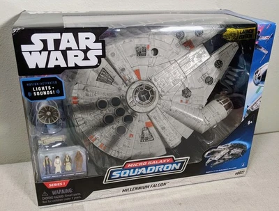 NUEVO Star Wars Micro Galaxy Squadron 9" Millenium Falcon Serie 1 Edición de Lanzamiento Foto 1 de 3