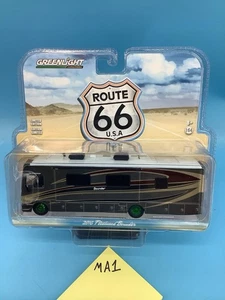 1:64 Greenlight Route 66 2016 Fleetwood Bounder RV GREEN WHEEL CHASE - Bild 1 von 5