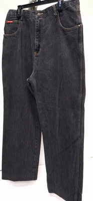 re:verb, The Ultimate Black 39x31 100% Algodón, JEANS, 5 BOLSILLOS, TRABILLAS PARA CINTURÓN Foto 1 de 4