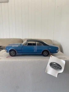 TRAX 1:24 HOLDEN HK GTS 327 MONARO in METALLIC BLUE - Picture 1 of 6