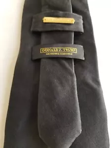Donald Trump Tie Signature Collection Hand Made 100% Silk - Soft Black - Picture 1 of 7