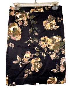 J. CREW Women’s Size 0 XSmall Floral Print Lined Zip Closure The Pencil Skirt - Picture 1 of 3