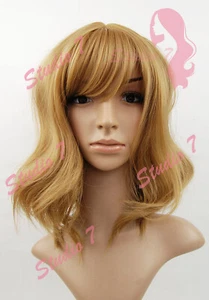 W255 Caramel Blonde Shoulder Length Wavy Ladies Wig Natural Look - studio7-uk - Picture 1 of 6
