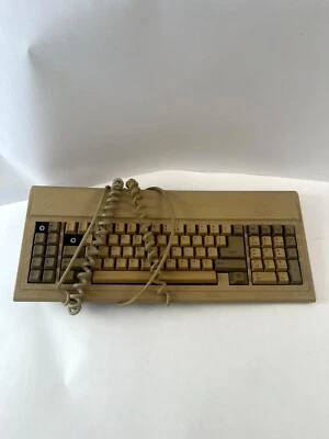 Vintage Beige QWERTY (Standard) Mechanical Keyboard Wired PS/2 - UNTESTED - Image 1 of 4