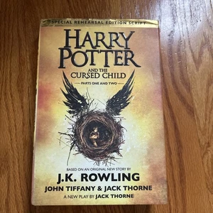 Harry Potter and the Cursed Child - Parts One & Two Hardcover 2016 Rehearsal Ed. - Picture 1 of 6