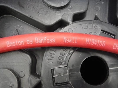 Mangueira resistente a produtos químicos Eaton H194106RD 3/8 em vermelho NYALL 500 psi 10 pés frete grátis - Imagem 1 de 4