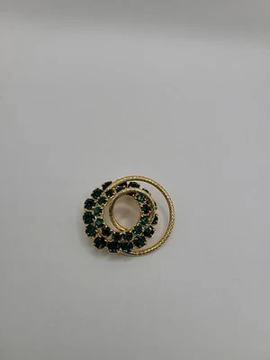 Broche circular vintage tono dorado verde esmeralda estrás anillo doble corona prendedor Foto 1 de 4