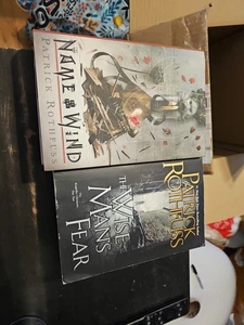 The Name of the Wind HC DJ + The Wise Man's Fear PB by Patrick Rothfuss - Picture 1 of 1