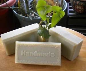 ACNE OILY SKIN TEA TREE PEPPERMINT FRENCH CLAY SOAP - Picture 1 of 4