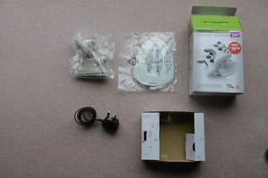 Microsoft Xbox 360 Charging Station for 2 Controllers by Pelican - Picture 1 of 1