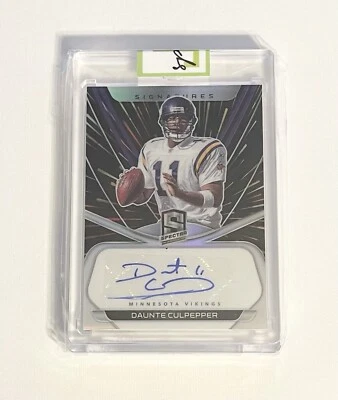 2020 Panini Spectra Daunte Culpepper Autograph Card 19/75 - Image 1 of 2