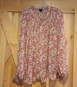 Camicetta plissettata Torrid taglie forti 2X rosa floreale chiffon pieghettato fumè - Foto 1 di 16