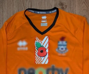 SET OF 16 x POPPY STICKERS to attach to Sports shirts: 5cm Wide: Remembrance. - Picture 1 of 1