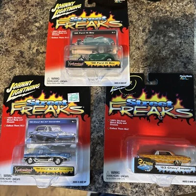 (3) 2003 Johnny Lightning Street Freaks 1:64 Impala,  Bel Air,  Ford Hi Boy - Изображение 1 из 4
