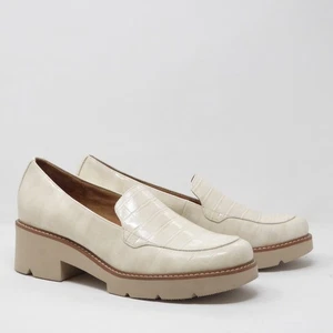 Naturalizer Womens Cabaret Loafers Ivory Comfort Platform Lug Sole Size 9.5 M - Picture 1 of 8