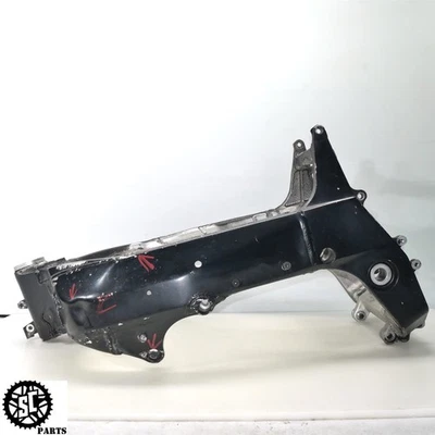 01-03 SUZUKI GSXR 600 FRAME CHASSIS *S* - Image 1 of 4