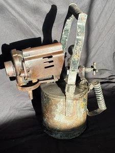 Large vintage Military blow torch 1943 Broad arrow mark 17 " - Picture 1 of 7