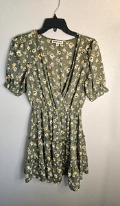 Inspired Hearts Boho Dress Womens Medium Sage Green Floral Tiered Ruffle Flow - Picture 1 of 13