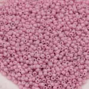Toho Seed Beads 15/0 Mauve Opaque Luster 10g #127 10647184 - Picture 1 of 1