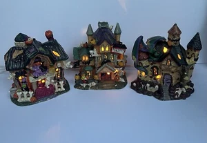 Vtg Halloween Village Haunted House School Castle Ghosts Lights Up 3 Piece Set - Picture 1 of 10