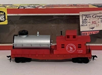 LIFE-LIKE Great Northern Railway Track Cleaning Tank Car HO Train Vintage-CL - Image 1 of 4