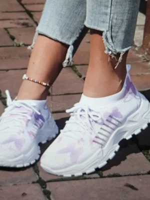 Nuevas Tenis de Moda para Mujer Talla 6 1/2 (36) Blancas con Acentos de Mariposa Rosa Foto 1 de 4