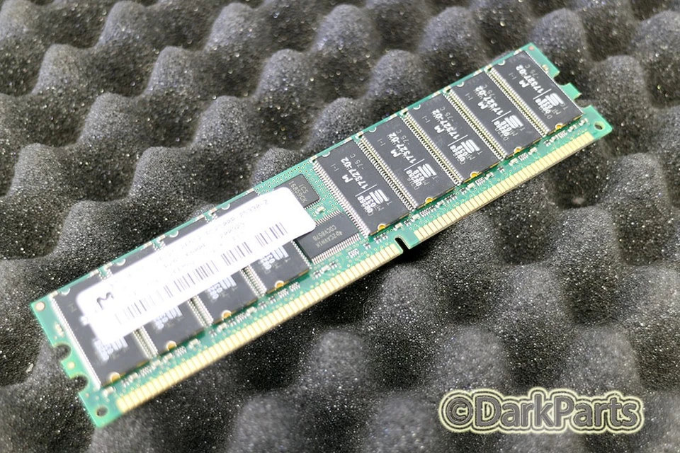Micron MT36VDDT12872G-265C2 1GB PC2100R-25330-Z ECC REG Memory RAM - Image 1 of 1