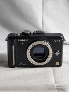 Panasonic Lumix DMC-GF1 Mirrorless MFT (Micro Four Thirds) Camera Body - Foto 1 di 7
