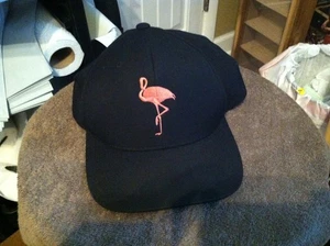 Gorra negra para hombre y mujer "The Flamingo Rum Club" rosa flamenco y letras Snapbk - Imagen 1 de 7