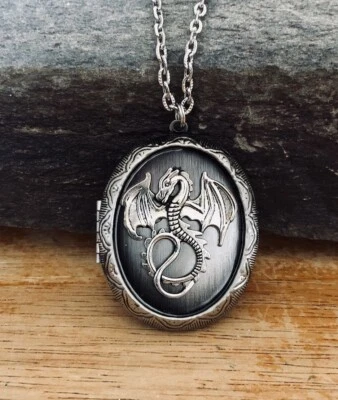 Collar Medallón Dragón, Joyería de Poder Fantasía Medieval D&D, Caja de Alijo de Pastillas Foto 1 de 4