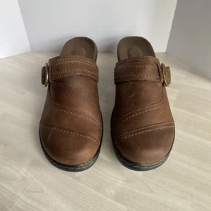 CLARKS BENDABLES WOMEN SIZE 9M BROWN LEATHER SLIP-ON COMFORT CLOGS/SHOES - Picture 1 of 12