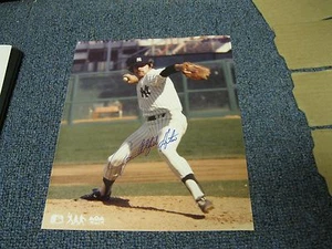 Jim Catfish Hunter Autographed Photo Beckett Pre Certified  - Picture 1 of 2
