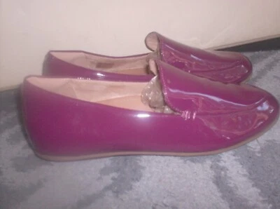 Fitflop Women's Lena Loafers Patent Leather Purple Lingonberry Berry Size 6 NEW - Image 1 of 4