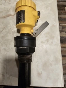 VEGA Vegason 61 Ultrasonic Level Transmitter 4-20 Ma,14-36 Volts, 1 1/2 Npt, 16' - Picture 1 of 3