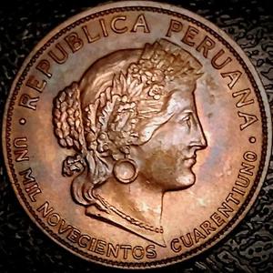 Peru 1941 - 5 Centavos, Uncirculated Toned - KM#213 - Picture 1 of 2