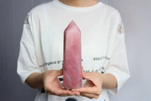 8 Zoll natürlicher Rosenquarz Obelisk, Quarz Kristall Spitze Stab Turm, Reiki heilen XA6218 - Bild 1 von 10