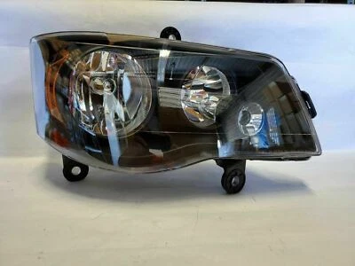 Lámpara Head Park & Turn ajuste derecho Dodge Grand Caravan/Chrysler Town & Country 2008-20 Foto 1 de 4