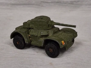 VINTAGE DINKY TOYS MECCANO #670-G DAIMLER ARMOURED CAR TANK. England - Picture 1 of 7