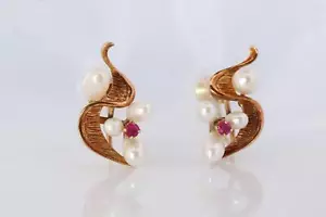 Mikimoto Earrings. 14k Gold Mikimoto Pearl Ruby cluster Clip Ons. Unpierced - Picture 1 of 6