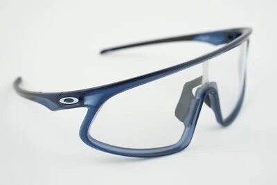 ¡Nuevo! OO9484D-0749 Oakley RSLV mate transparente piedra/fotocromático 136 3F/0F Foto 1 de 4