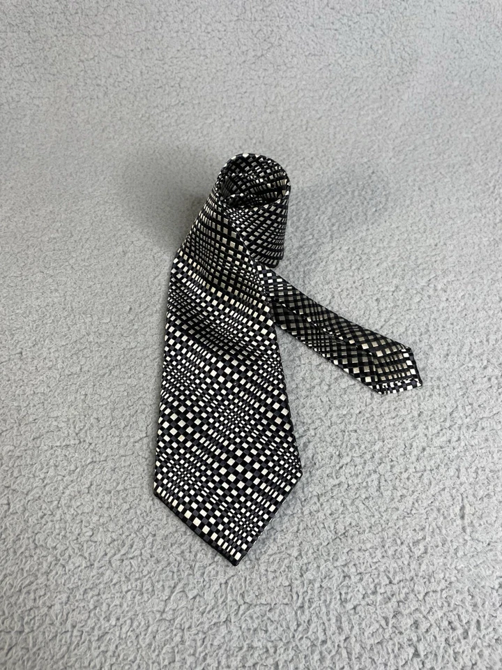Corbata de seda Tom Ford negra a cuadros diamante hecha en Italia Foto 1 de 4